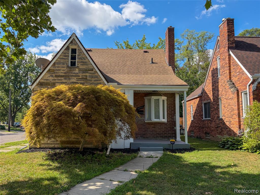 10203 Berkshire Street Property Photo 1