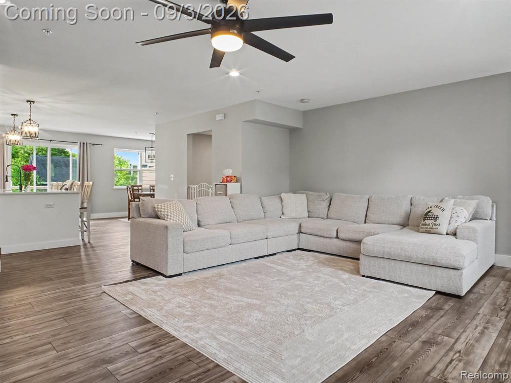 204 Oakwood Street Property Photo 9