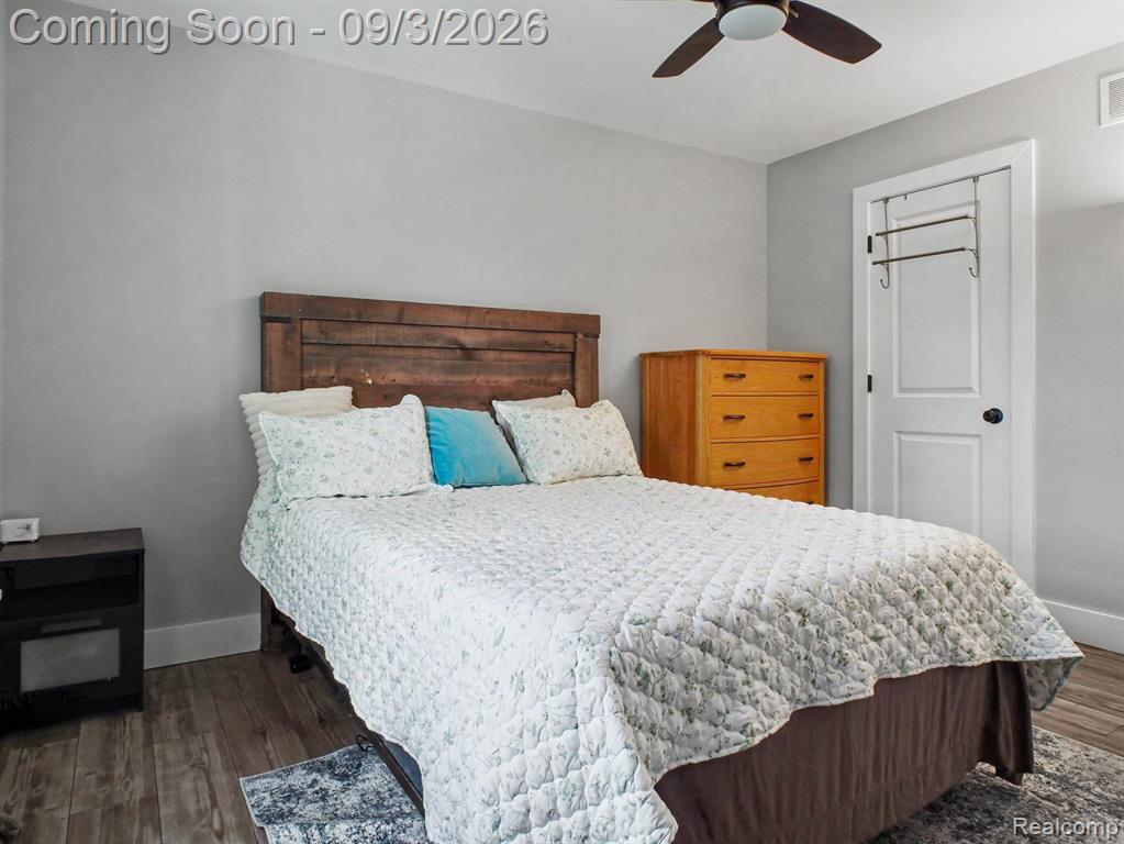 204 Oakwood Street Property Photo 16