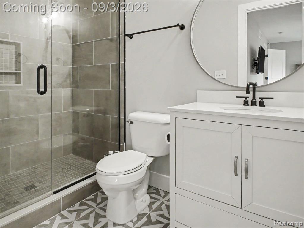 204 Oakwood Street Property Photo 23