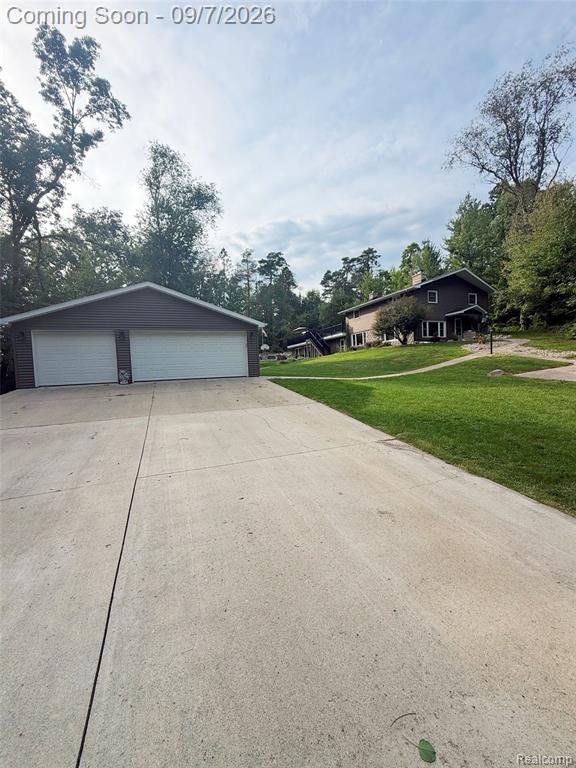20313 White Pine Boulevard Property Photo 1