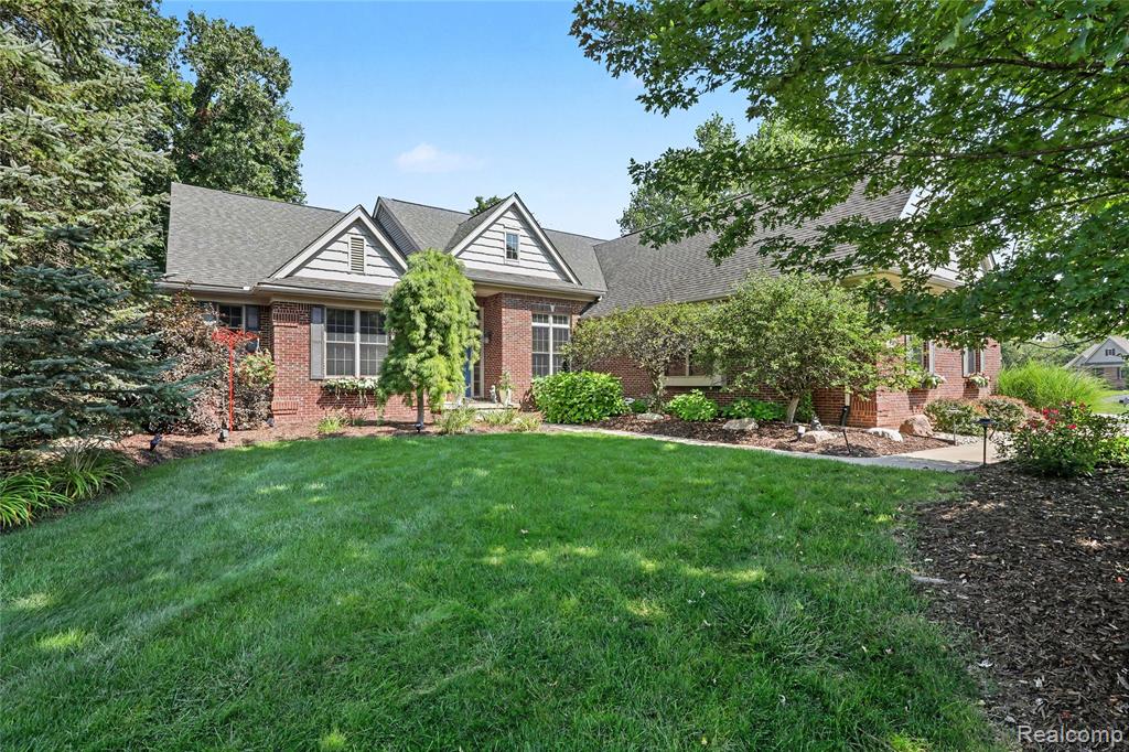 5929 Scott Circle Property Photo 1