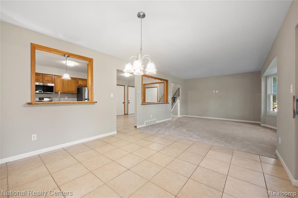 45162 Forest Trail Drive Property Photo 8