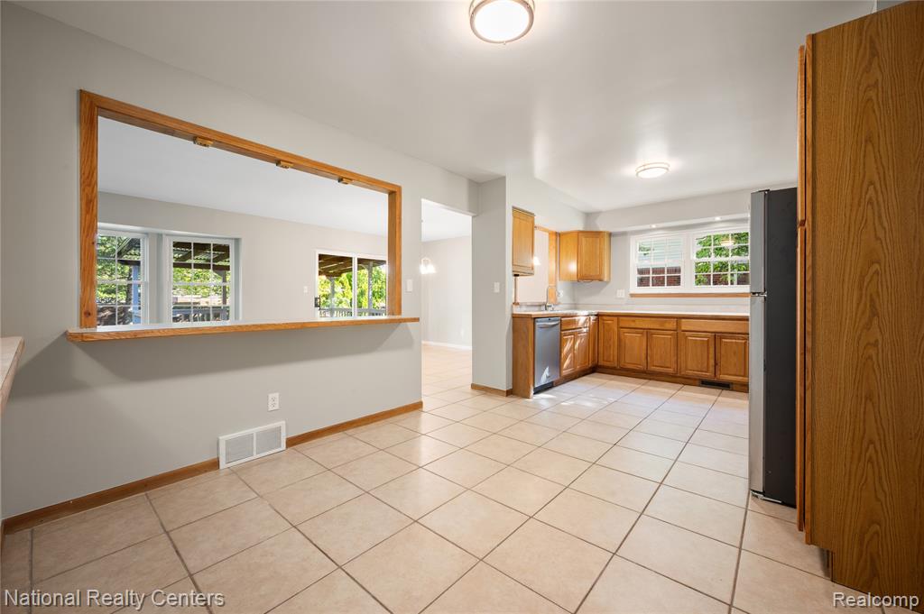 45162 Forest Trail Drive Property Photo 11
