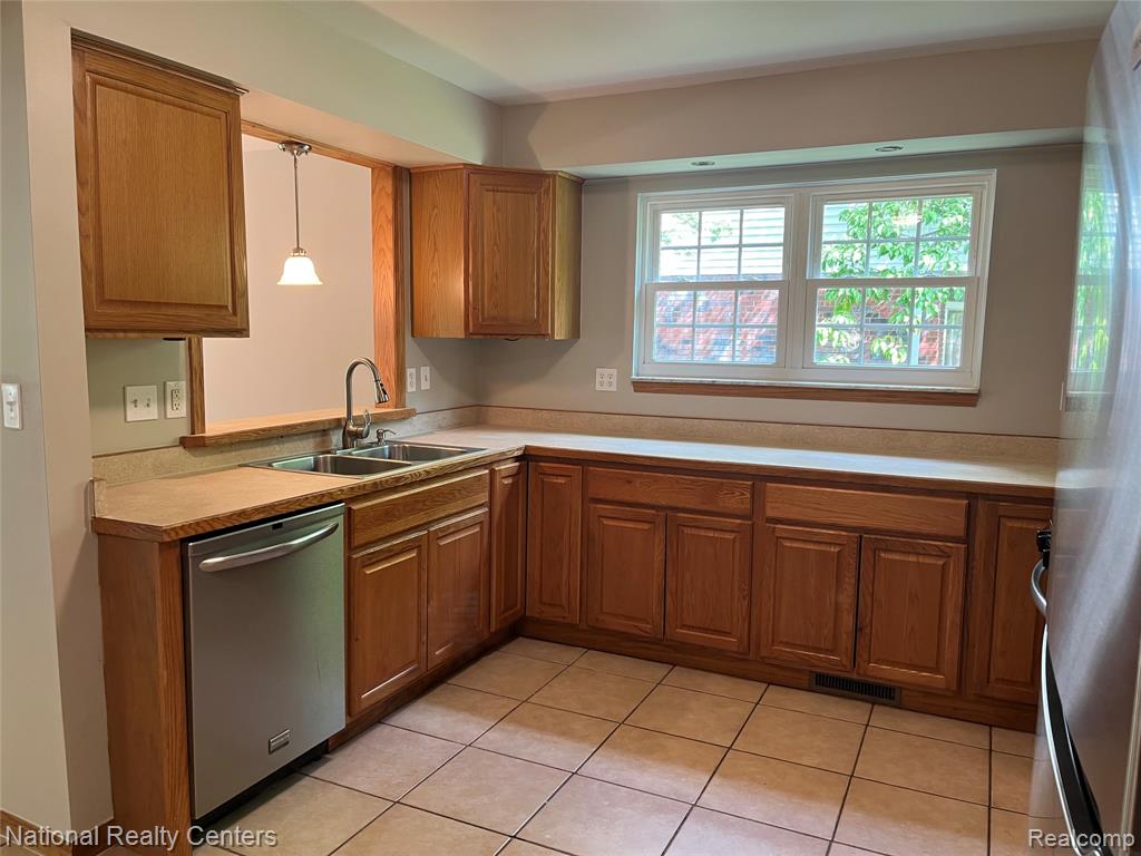 45162 Forest Trail Drive Property Photo 12