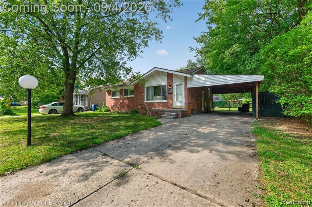 31600 Grandview Avenue Property Photo 1