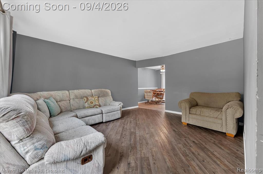 31600 Grandview Avenue Property Photo 7