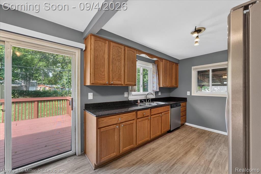 31600 Grandview Avenue Property Photo 9