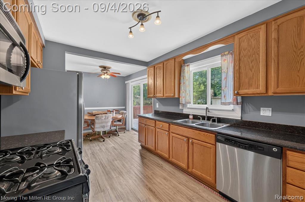 31600 Grandview Avenue Property Photo 10