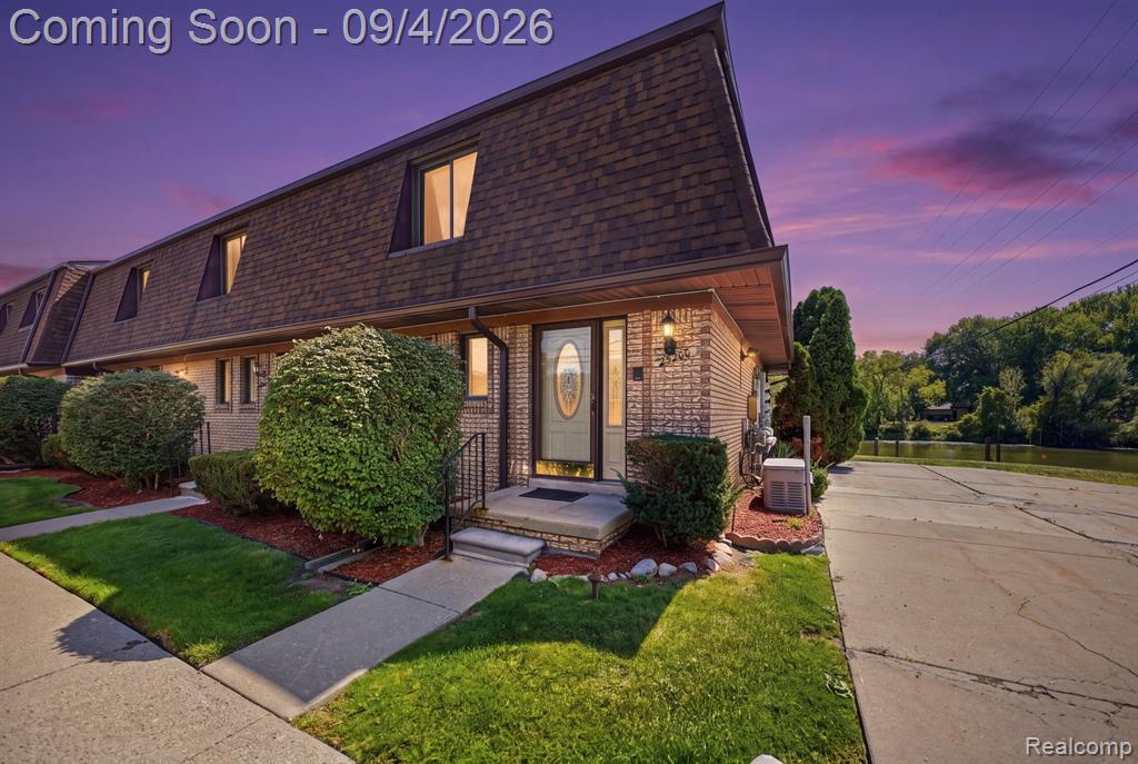 25200 Quarter Deck Street Property Photo 1