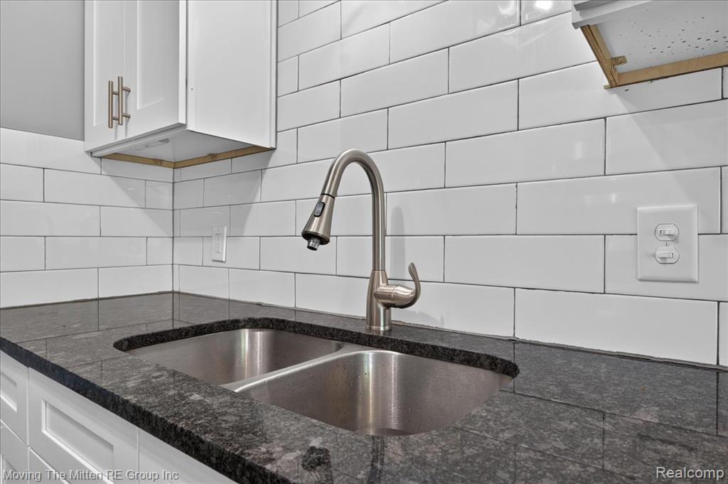 40 Owen Street Property Photo 15