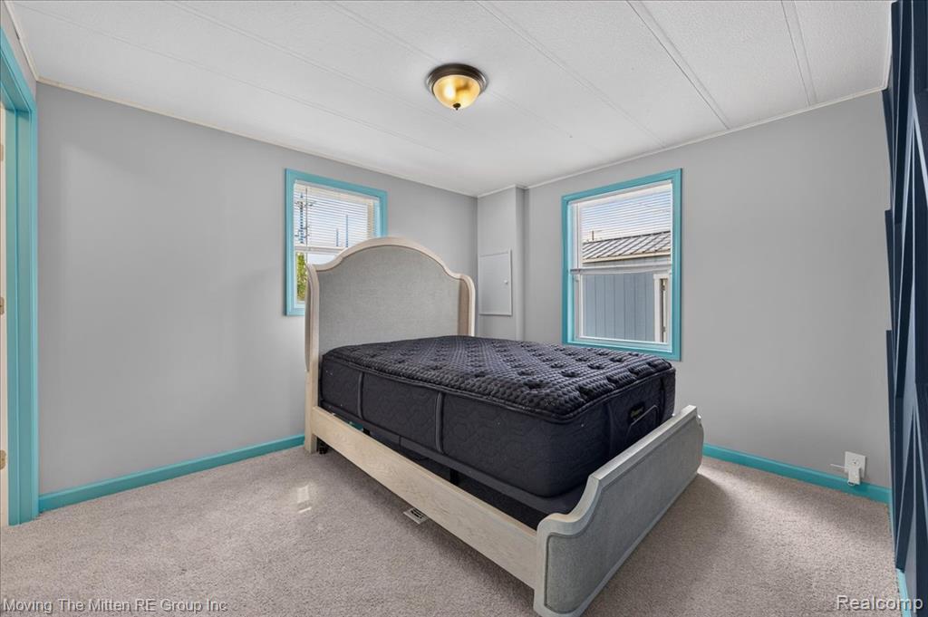 40 Owen Street Property Photo 25