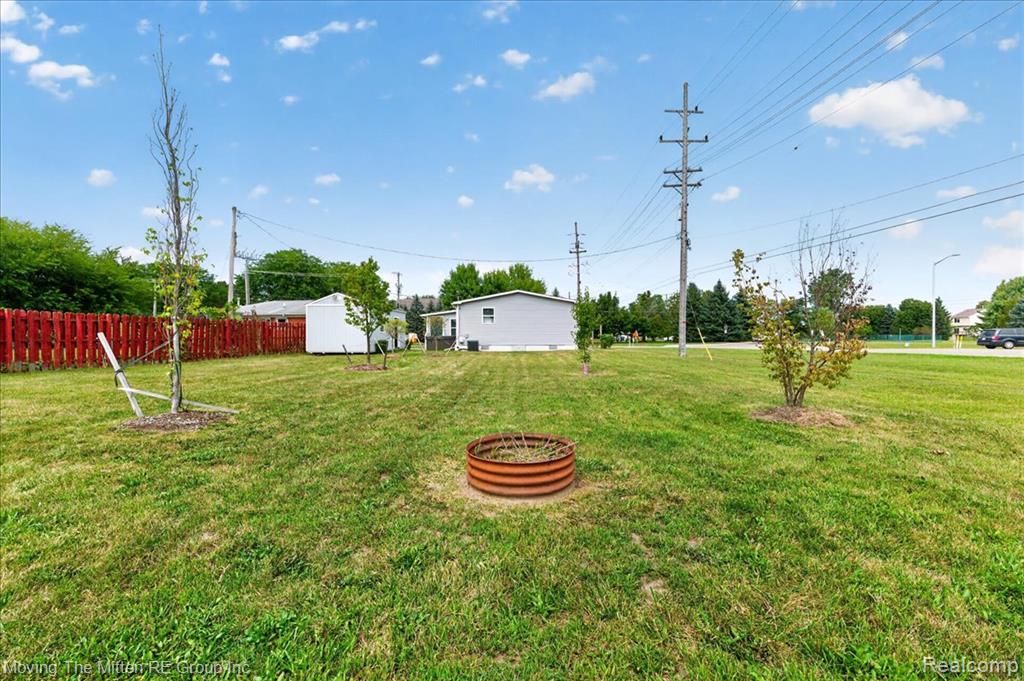 40 Owen Street Property Photo 30