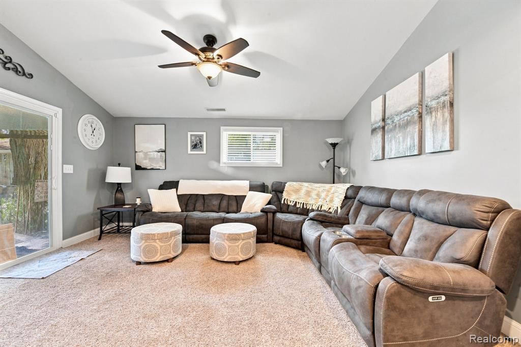 31261 Mackenzie Drive Property Photo 10
