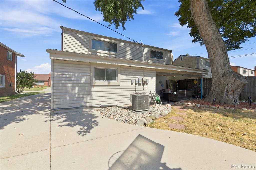 31261 Mackenzie Drive Property Photo 32