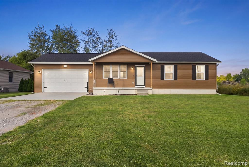 629 Range Road Property Photo 1