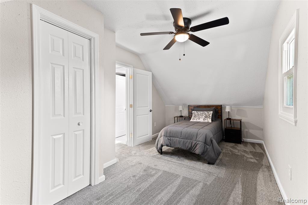 35025 Wick Road Property Photo 18