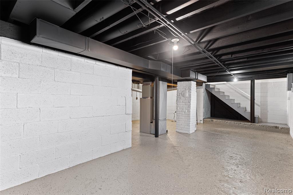35025 Wick Road Property Photo 21