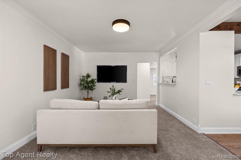 22228 Bon Heur Street Property Photo 13