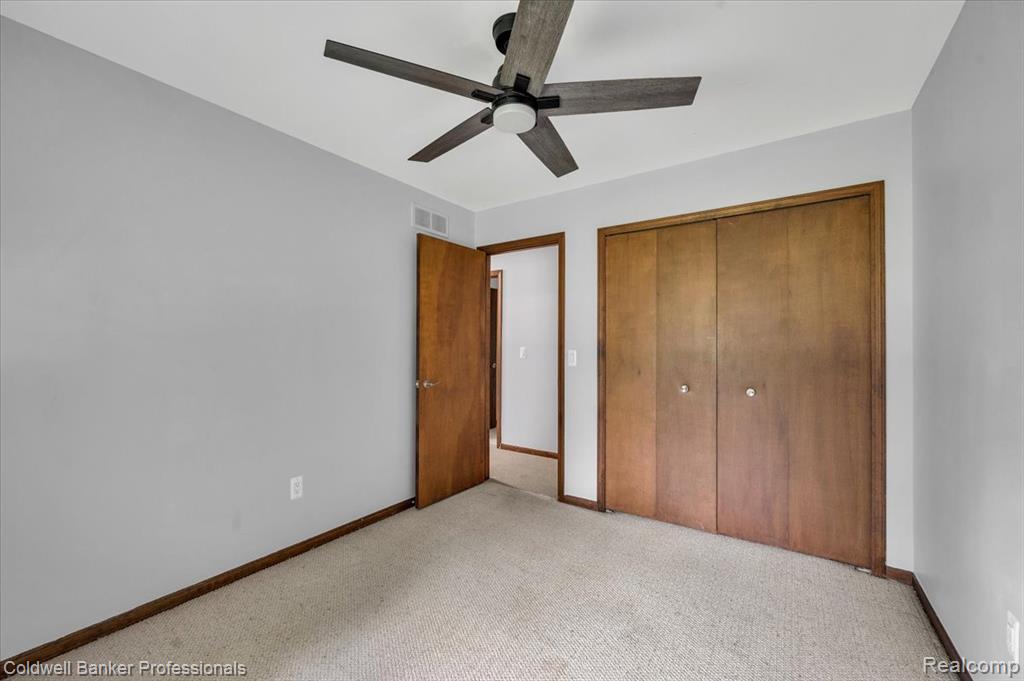 5969 N Bay Property Photo 20