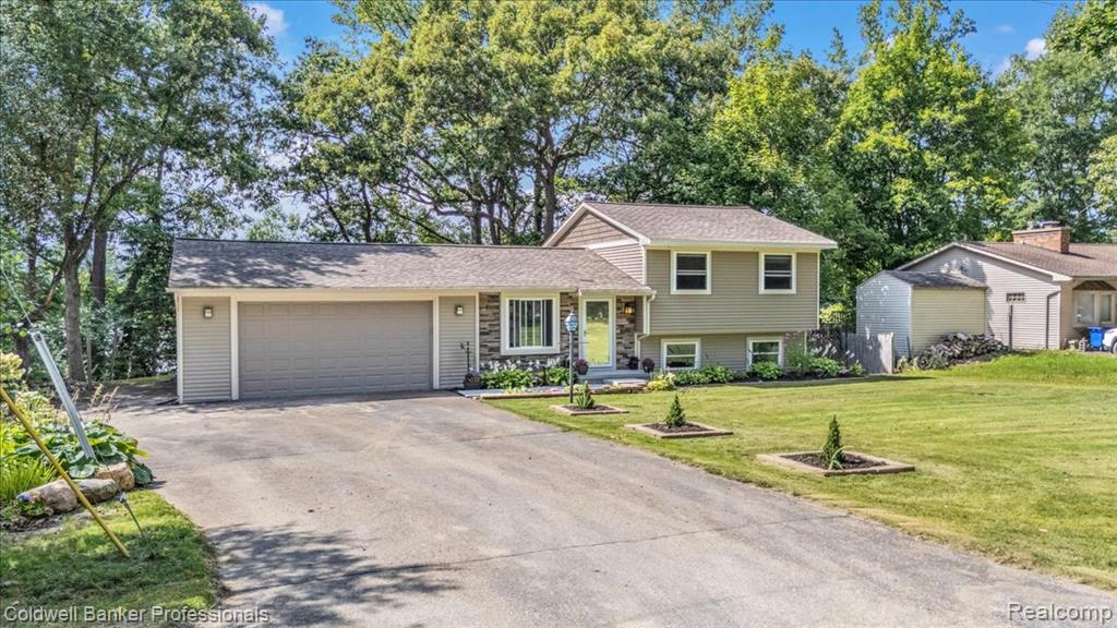 5969 N Bay Property Photo 27