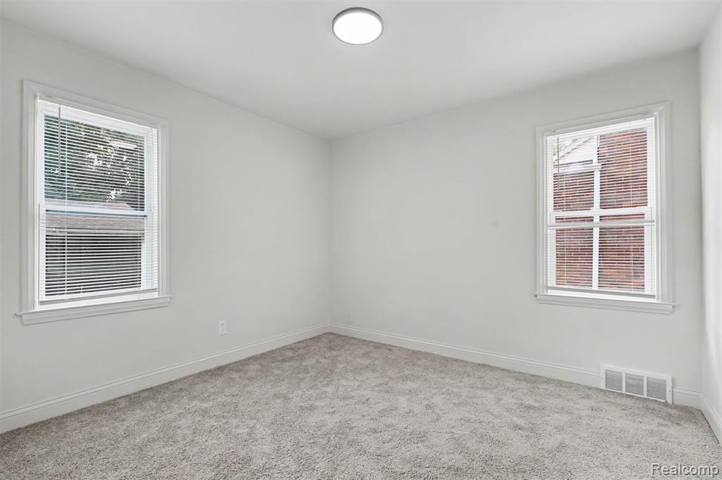 13892 Bringard Drive Property Photo 9