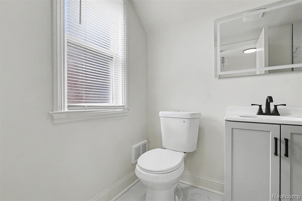 13892 Bringard Drive Property Photo 12