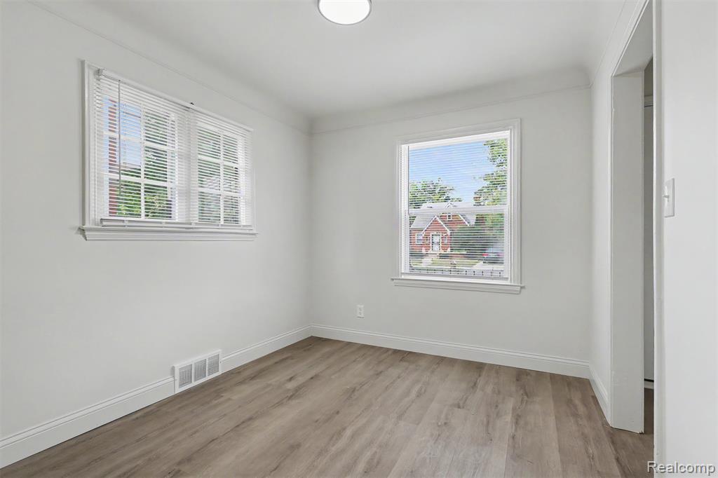 13892 Bringard Drive Property Photo 19