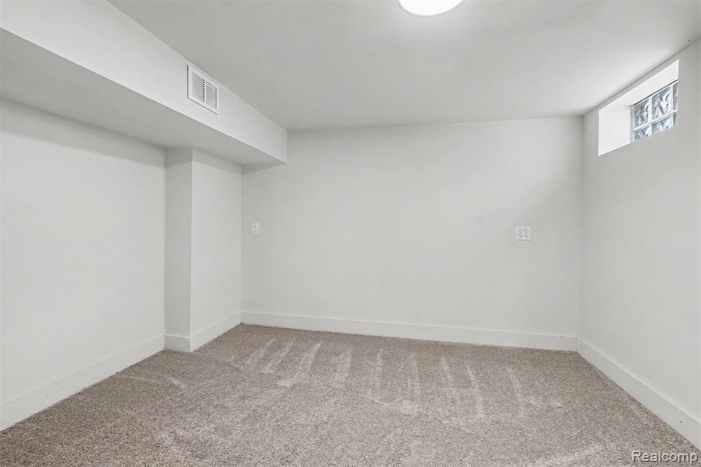 13892 Bringard Drive Property Photo 28