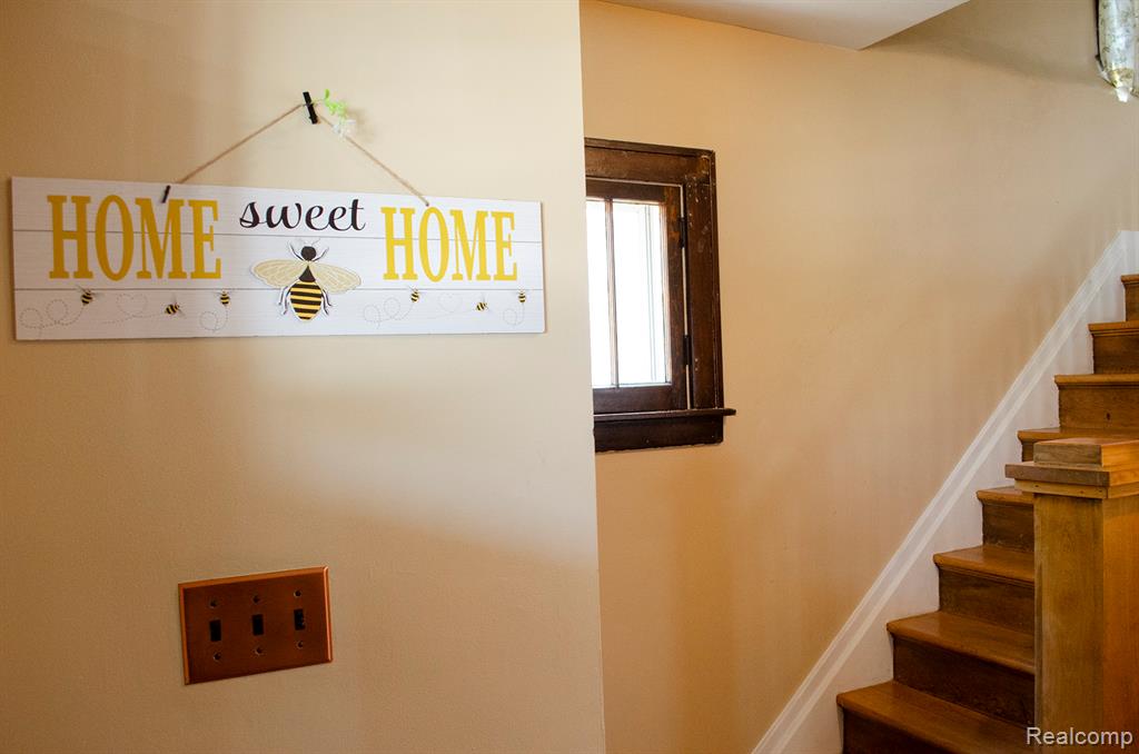 21741 Edna Street Property Photo 11
