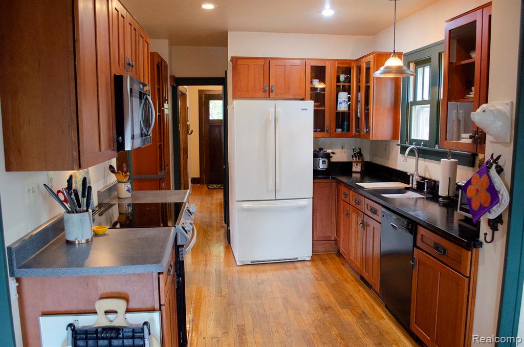 21741 Edna Street Property Photo 21