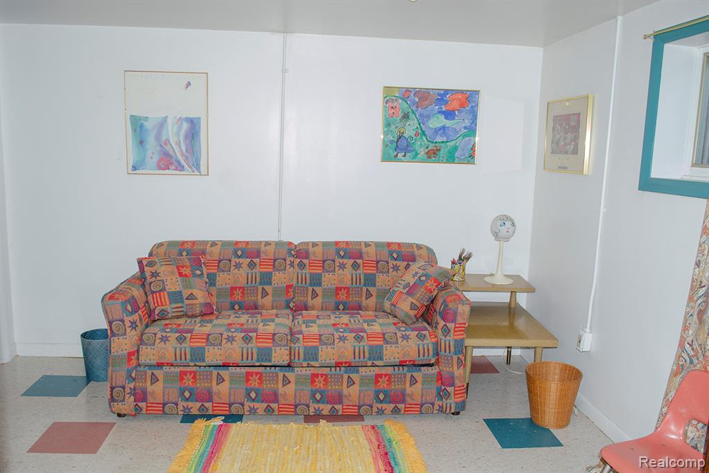 21741 Edna Street Property Photo 34