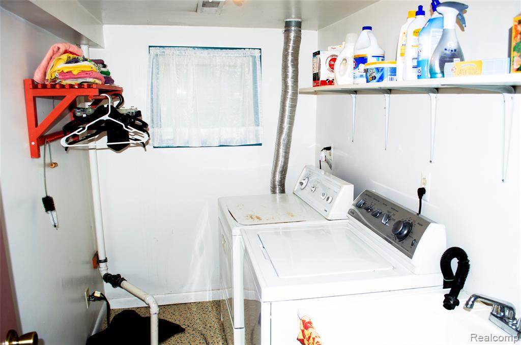 21741 Edna Street Property Photo 37
