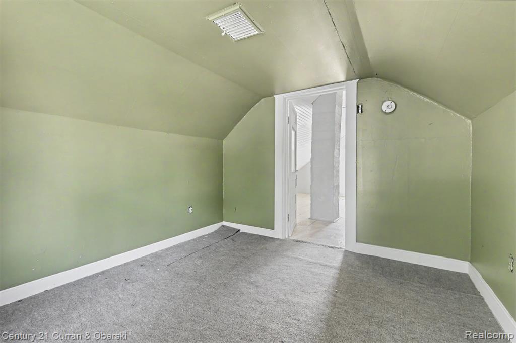 8635 Kirkwood Street Property Photo 18