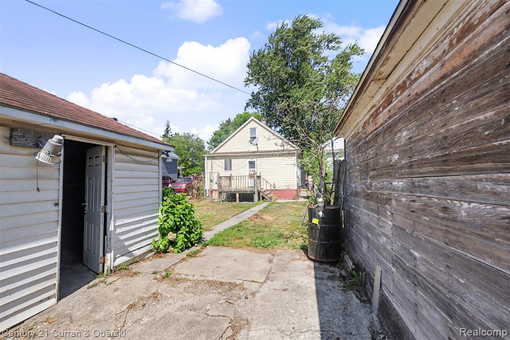 8635 Kirkwood Street Property Photo 20