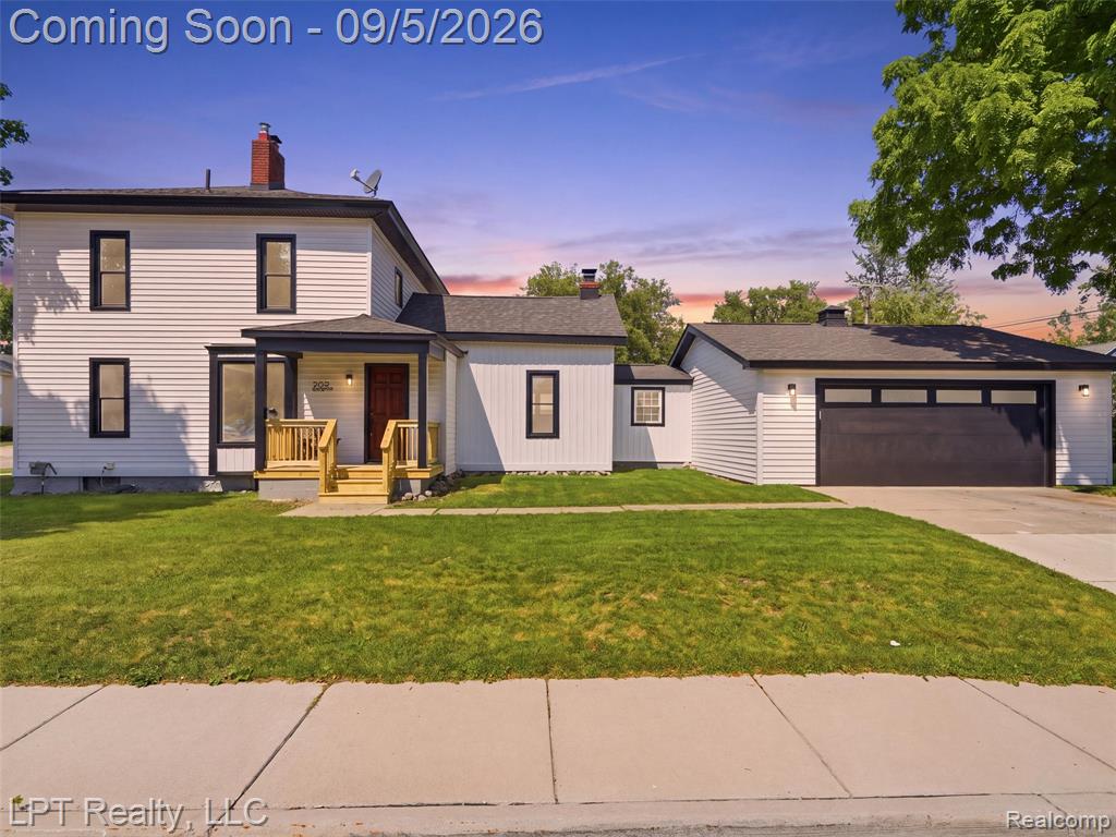 302 N 2nd Street Property Photo 1