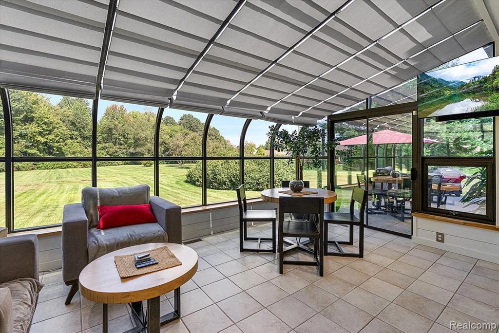47037 Sugarbush Road Property Photo 17