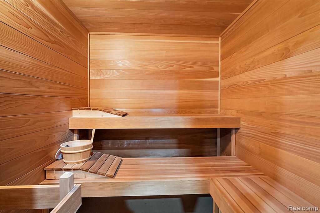 47037 Sugarbush Road Property Photo 37
