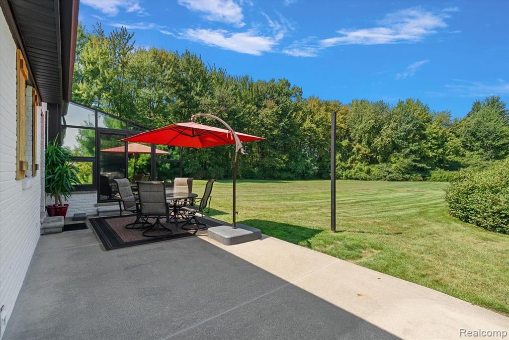 47037 Sugarbush Road Property Photo 49