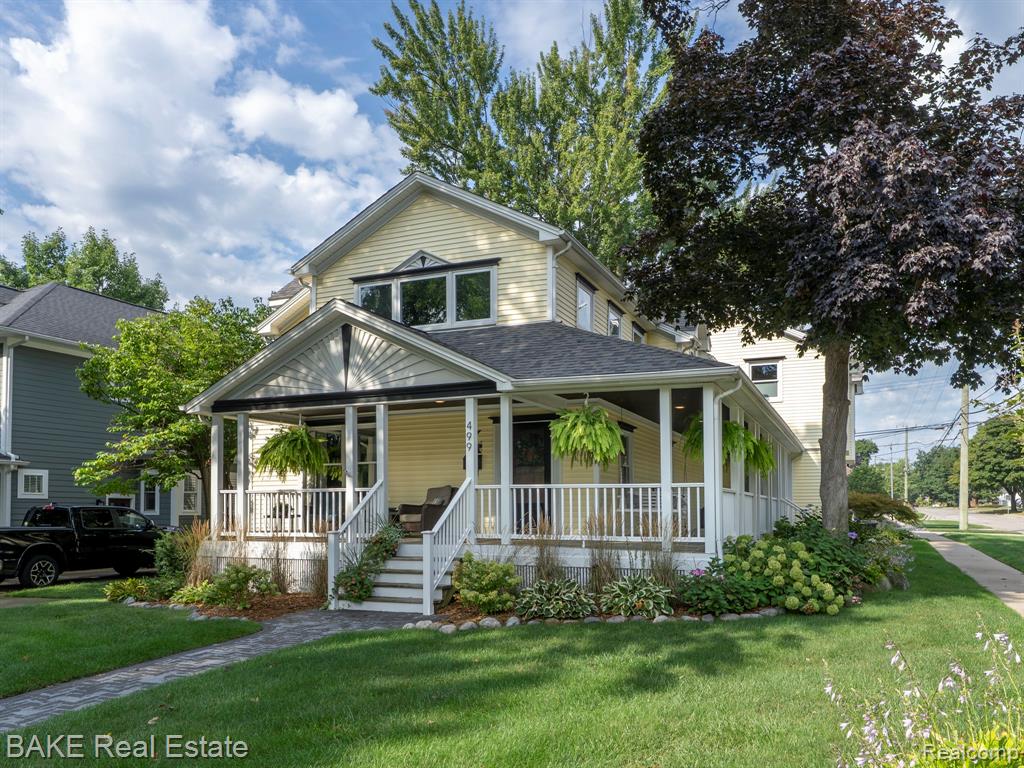 499 N Evergreen Street Property Photo 1