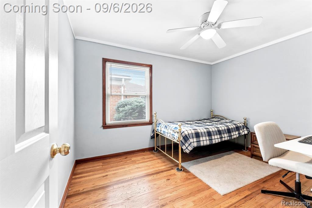 9934 Manor Avenue Property Photo 13