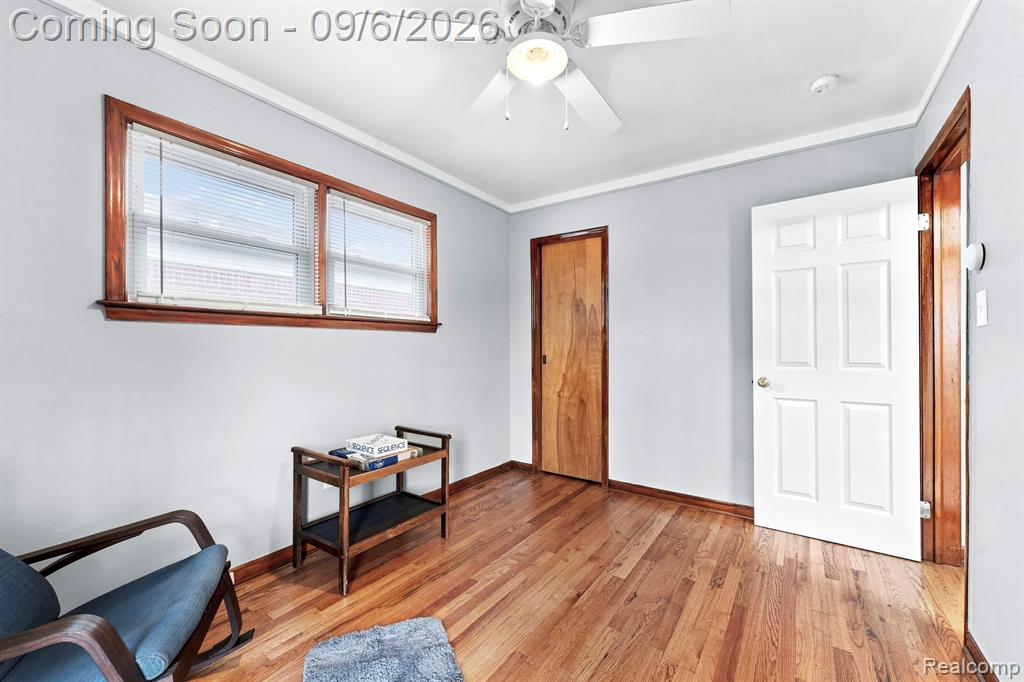 9934 Manor Avenue Property Photo 16