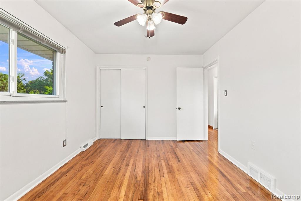 9732 Waterway Drive Property Photo 20