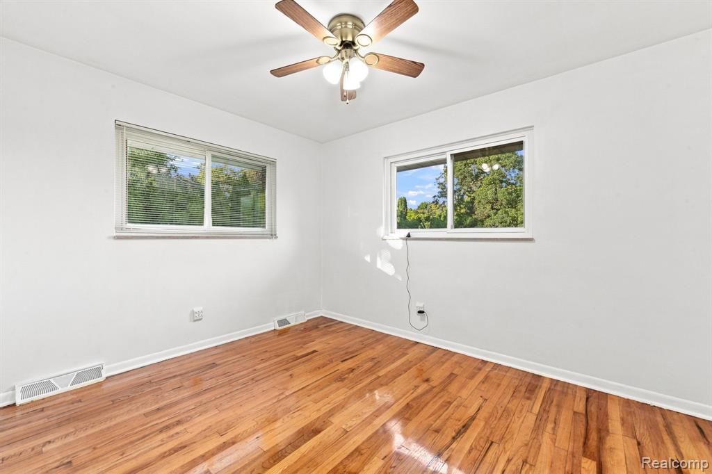 9732 Waterway Drive Property Photo 21