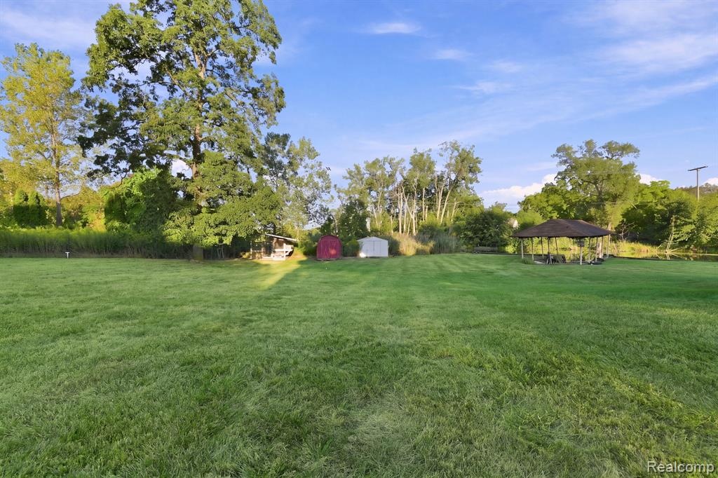 9732 Waterway Drive Property Photo 41