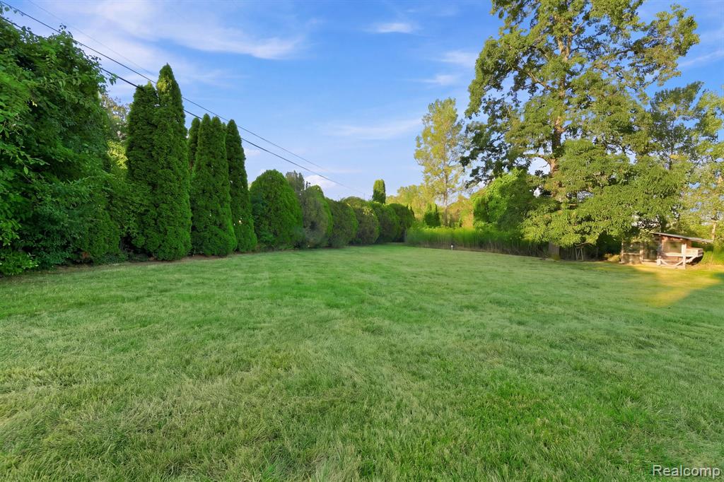 9732 Waterway Drive Property Photo 42