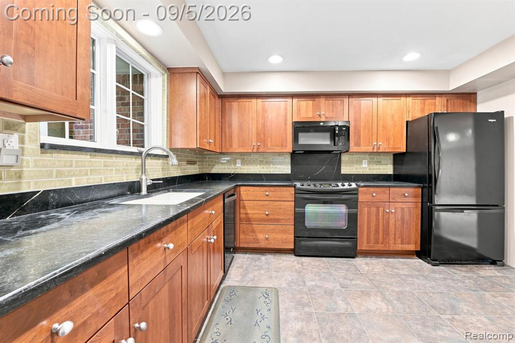 29690 Pine Ridge Circle Property Photo 9
