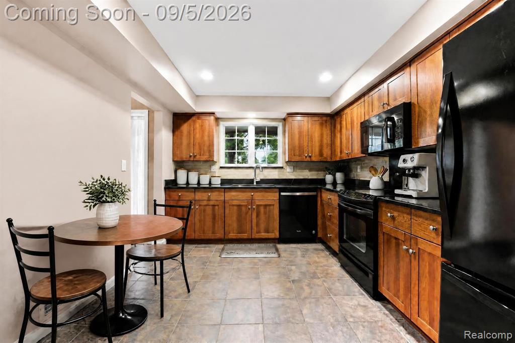 29690 Pine Ridge Circle Property Photo 10