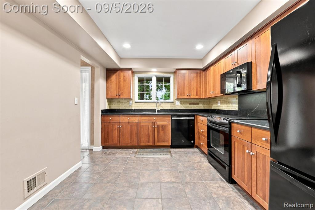 29690 Pine Ridge Circle Property Photo 11