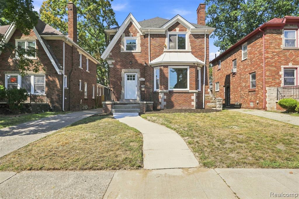 17577 Greenlawn Street Property Photo 1